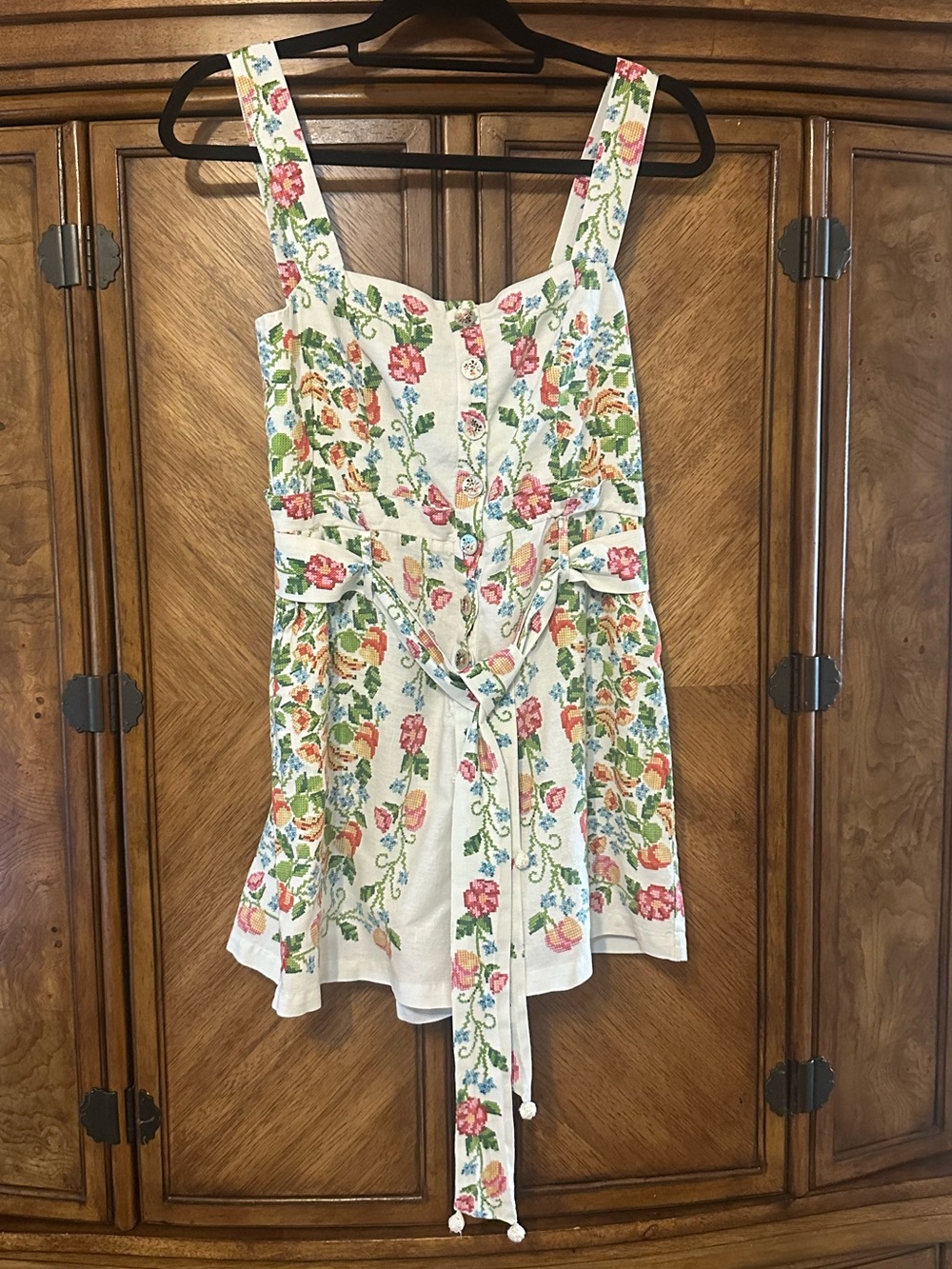 FARM Rio Tropical Romance Floral Belted Romper Size S - Picture 2 of 11